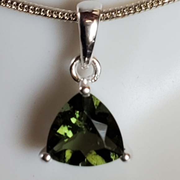 Genuine *Czech Moldavite* Faceted Trillion Necklace Pendant | Silver | Stunning - Picture 2 of 4